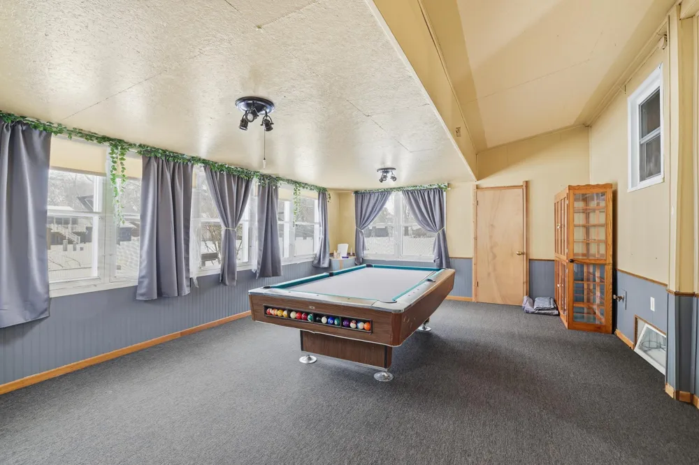 627 S Litchfield Avenue Litchfield, MN 55355