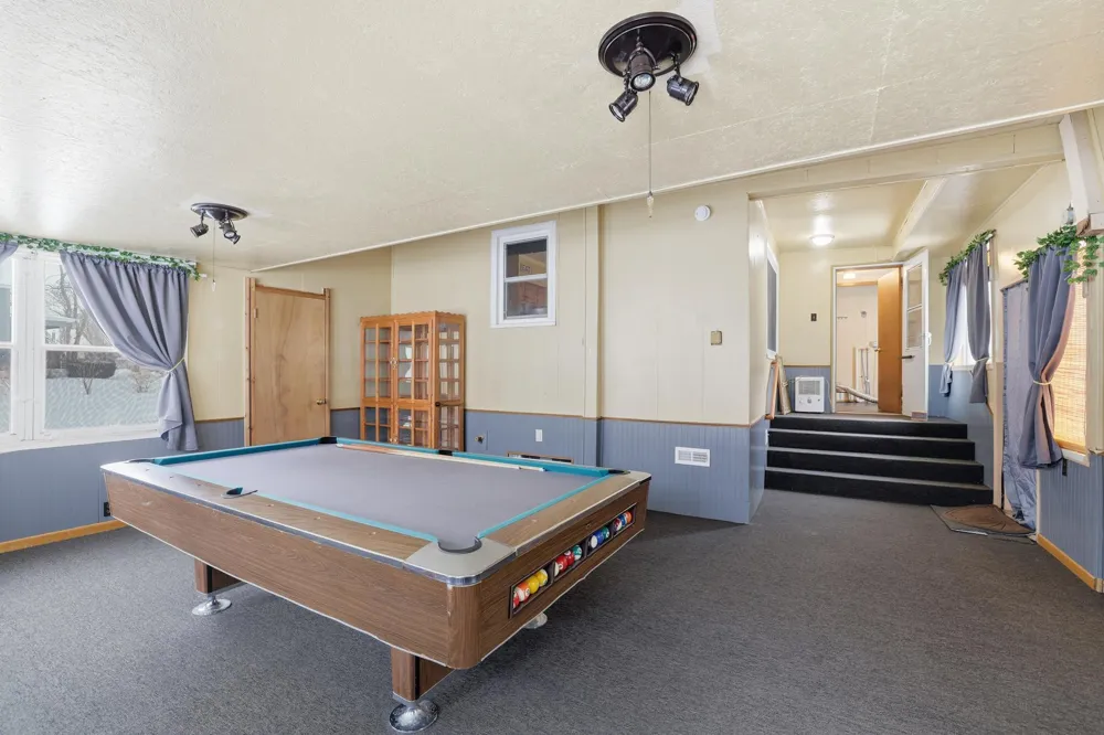 627 S Litchfield Avenue Litchfield, MN 55355