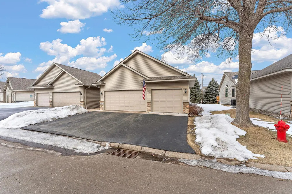 5568 129th Drive Hugo, MN 55038