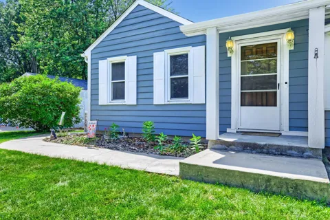 5745 Babcock Trail