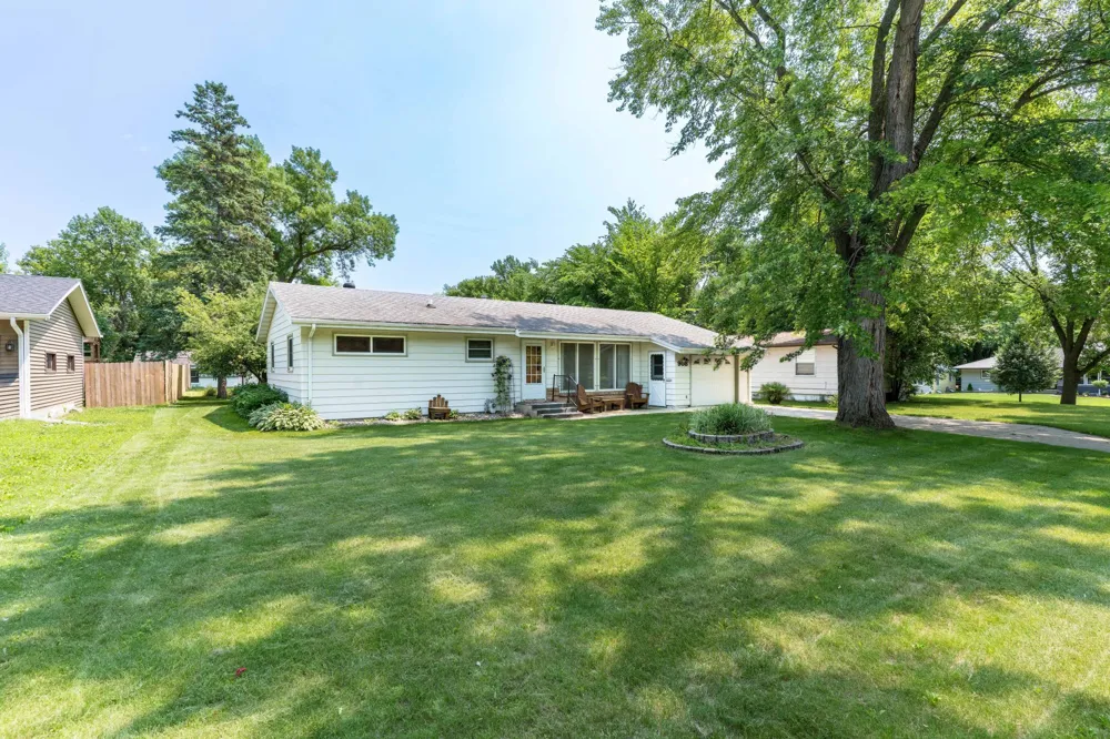 908 1st Avenue Fergus Falls, MN 56537