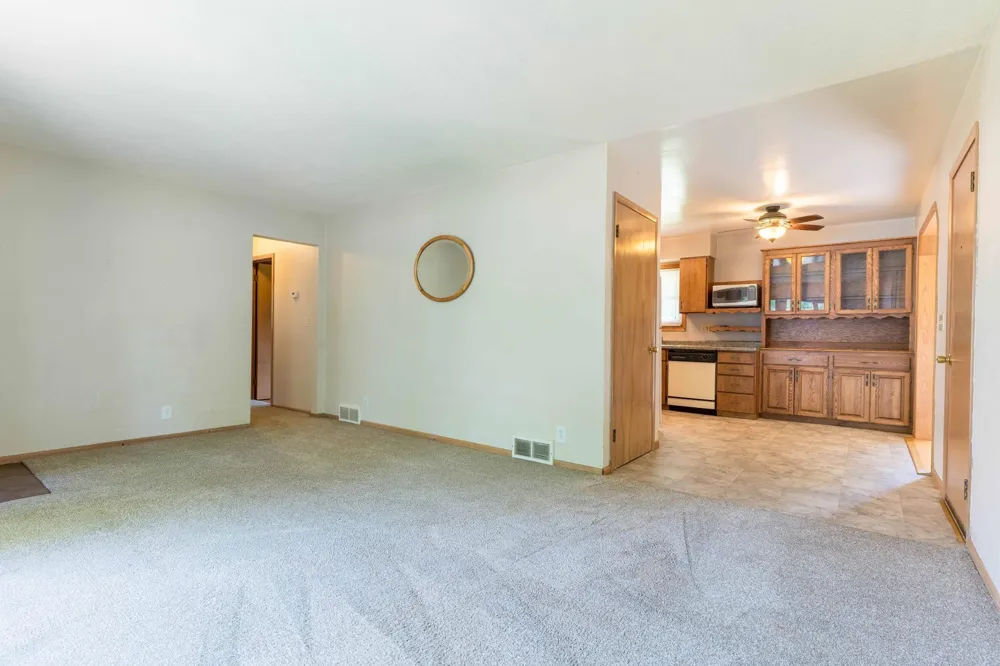 908 1st Avenue Fergus Falls, MN 56537