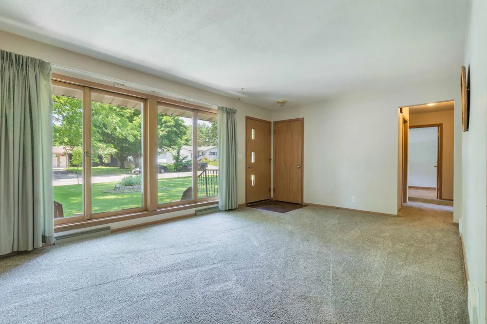 908 1st Avenue Fergus Falls, MN 56537