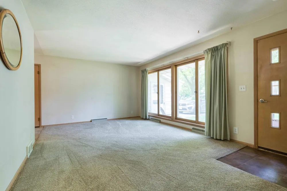 908 1st Avenue Fergus Falls, MN 56537