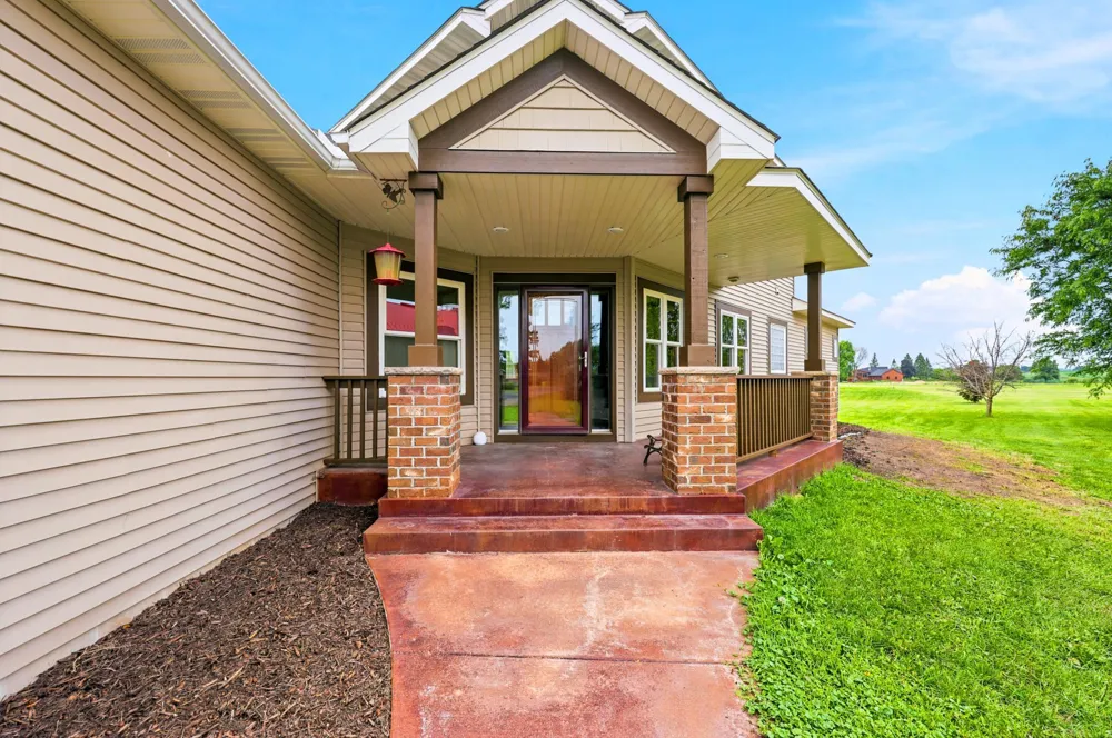 4308 Cass Court Webster, MN 55088