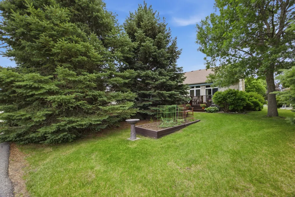 424 44th Avenue S Moorhead, MN 56560