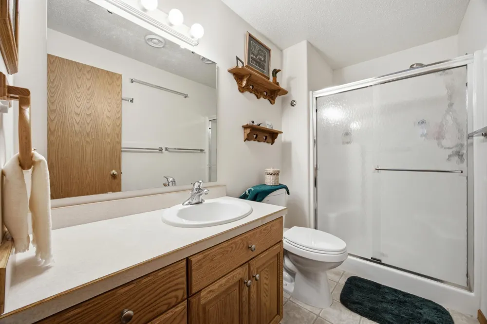 424 44th Avenue S Moorhead, MN 56560
