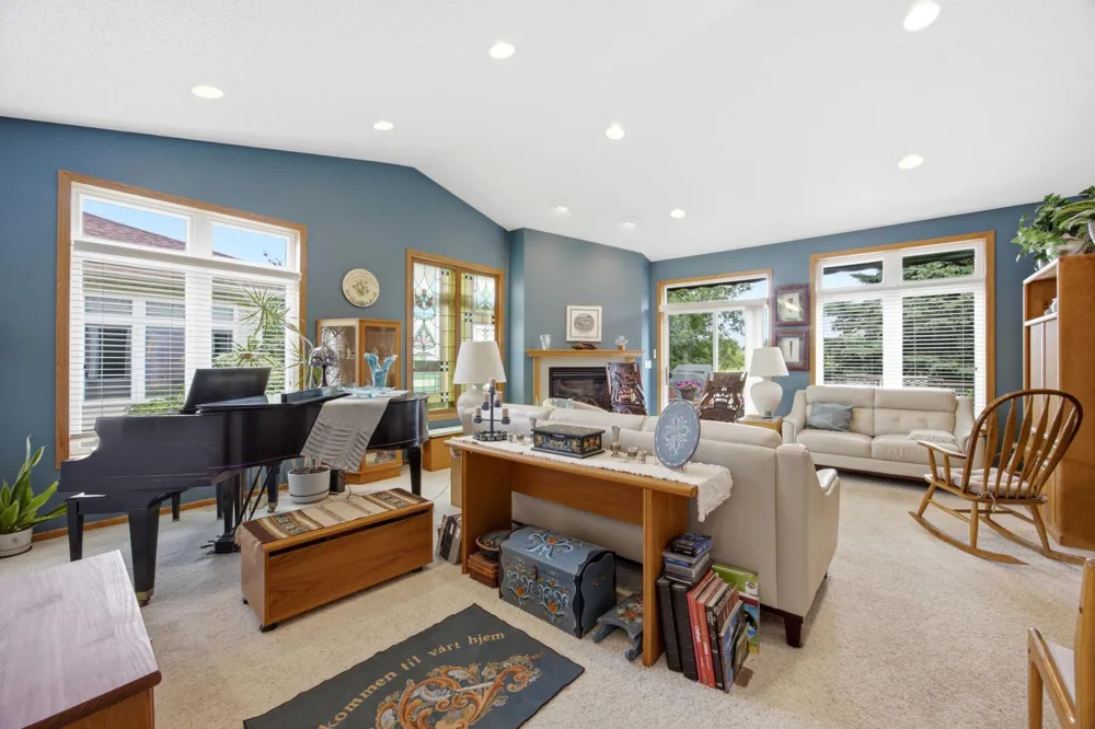 424 44th Avenue S Moorhead, MN 56560