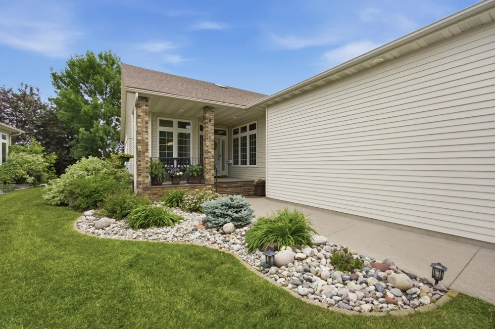 424 44th Avenue S Moorhead, MN 56560