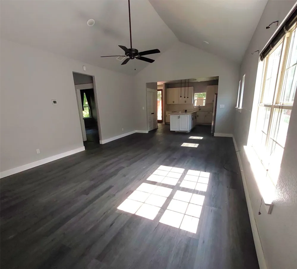 701 E Washington Street Paris, TX 75460