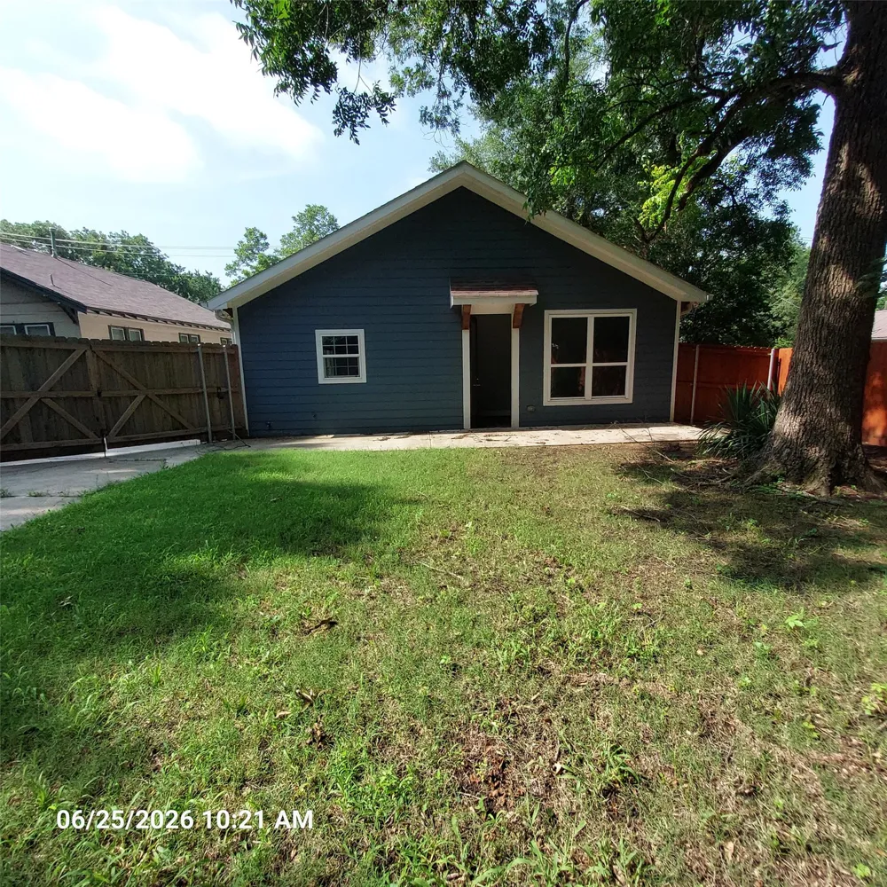 701 E Washington Street Paris, TX 75460