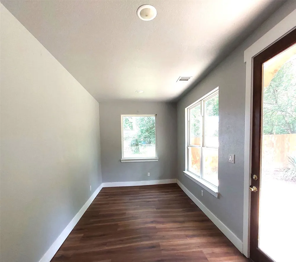 701 E Washington Street Paris, TX 75460