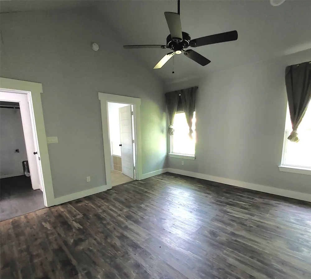 701 E Washington Street Paris, TX 75460
