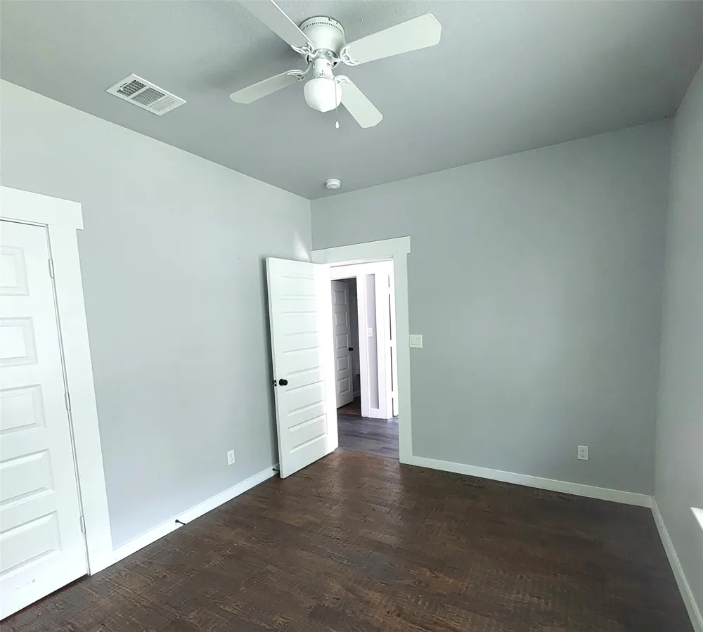 701 E Washington Street Paris, TX 75460