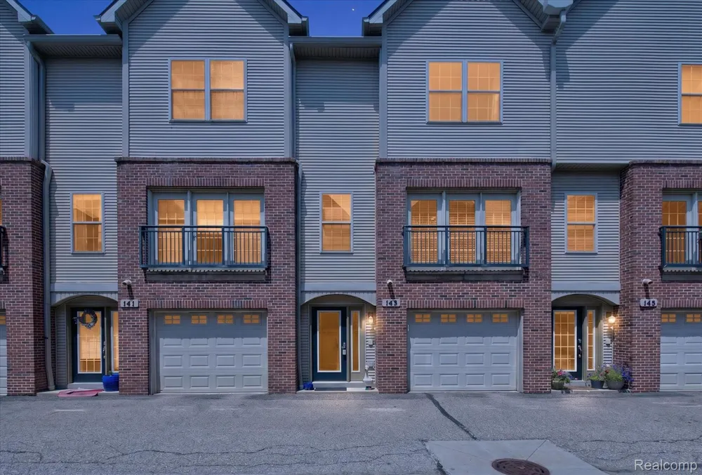 143 S 2nd Street Brighton City, MI 48116