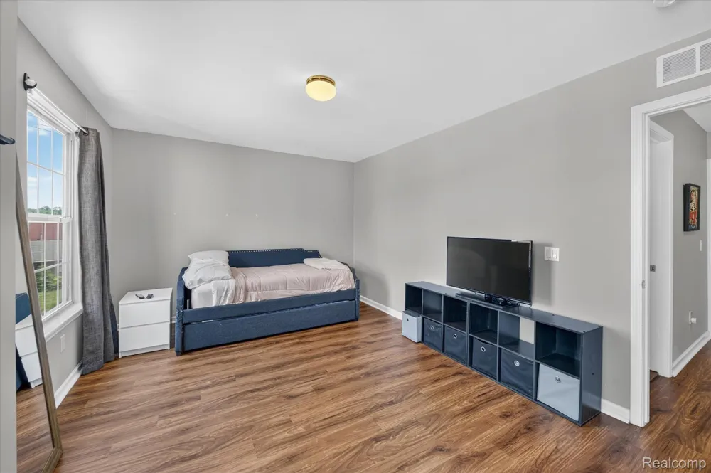 143 S 2nd Street Brighton City, MI 48116