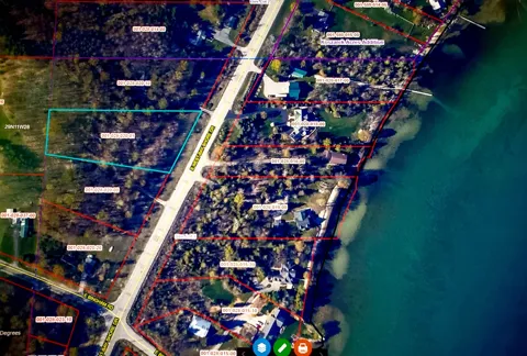 SW Bayshore Drive