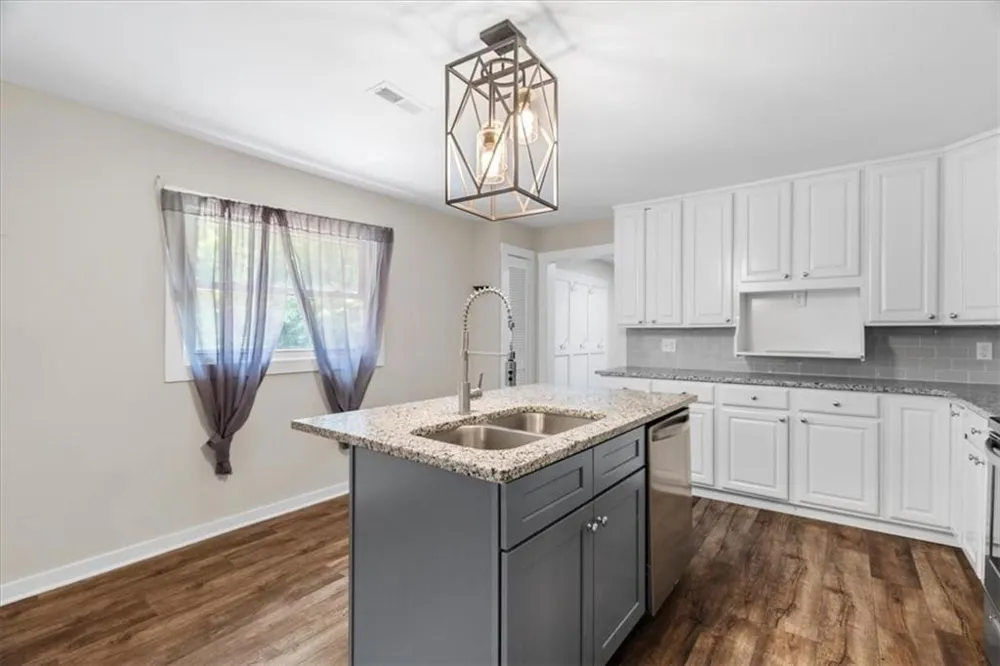 3891 Brown Bridge Road SE Dalton, GA 30721