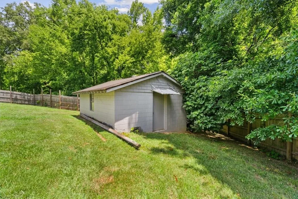 3891 Brown Bridge Road SE Dalton, GA 30721
