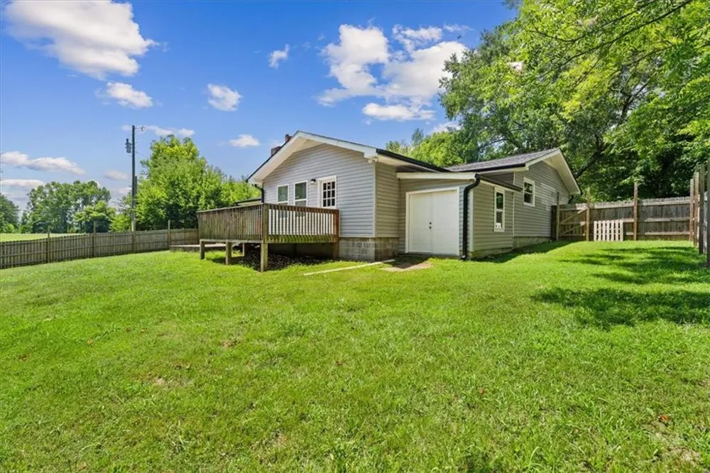 3891 Brown Bridge Road SE Dalton, GA 30721