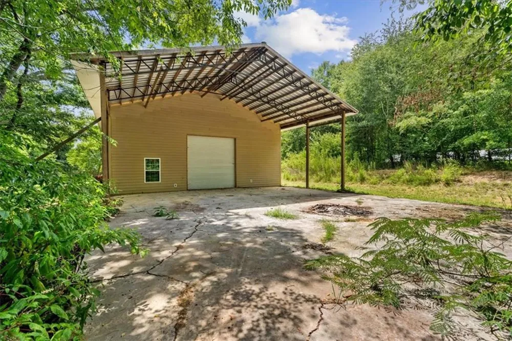 3891 Brown Bridge Road SE Dalton, GA 30721