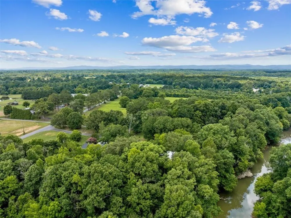 3891 Brown Bridge Road SE Dalton, GA 30721