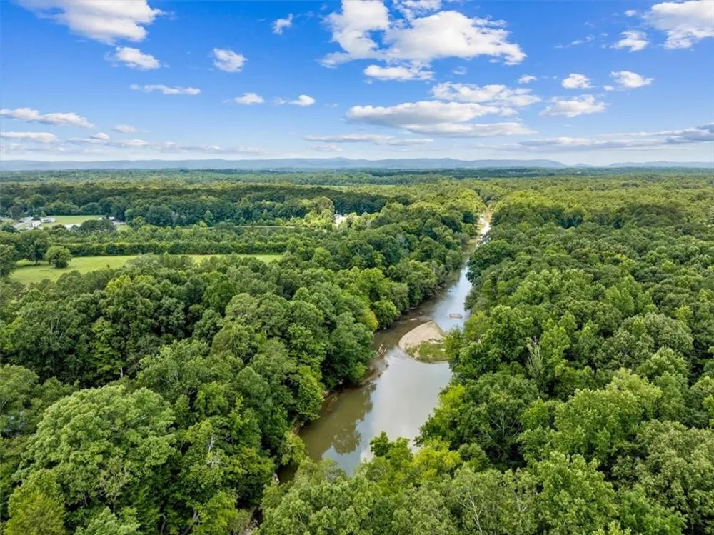 3891 Brown Bridge Road SE Dalton, GA 30721