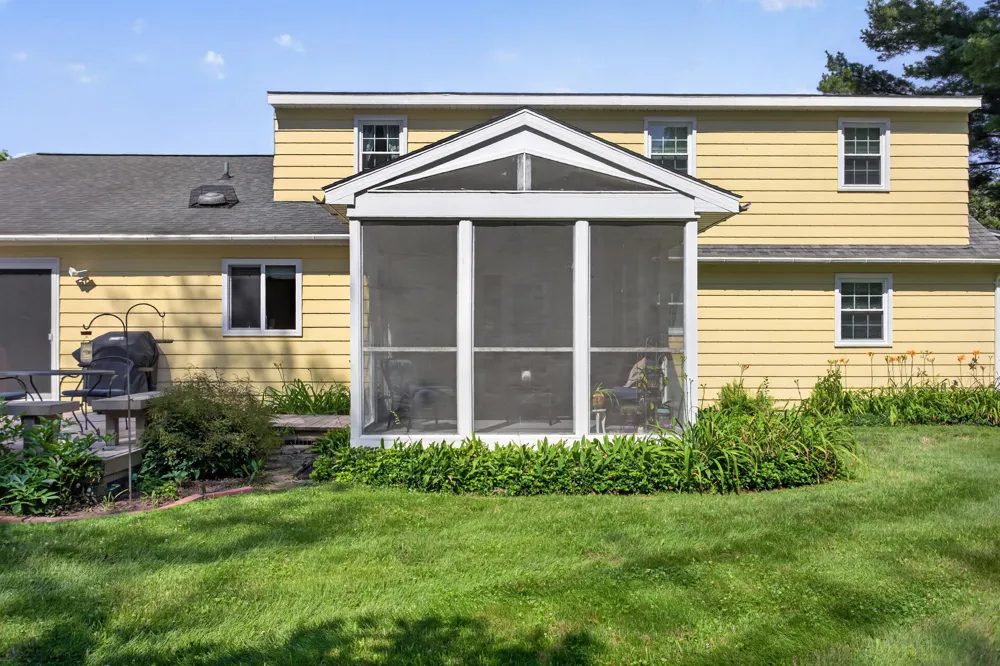 4745 Birch Haven Road Jackson, MI 49201