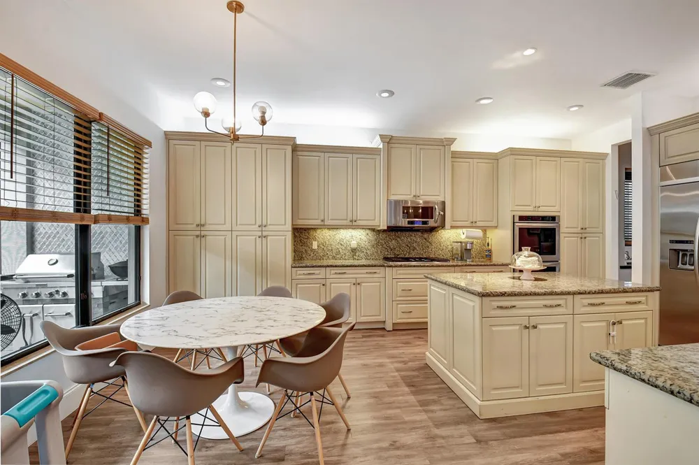 16879 Bridge Crossing Circle Delray Beach, FL 33446