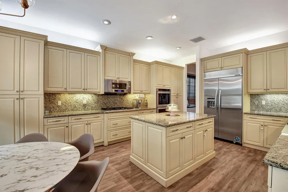16879 Bridge Crossing Circle Delray Beach, FL 33446
