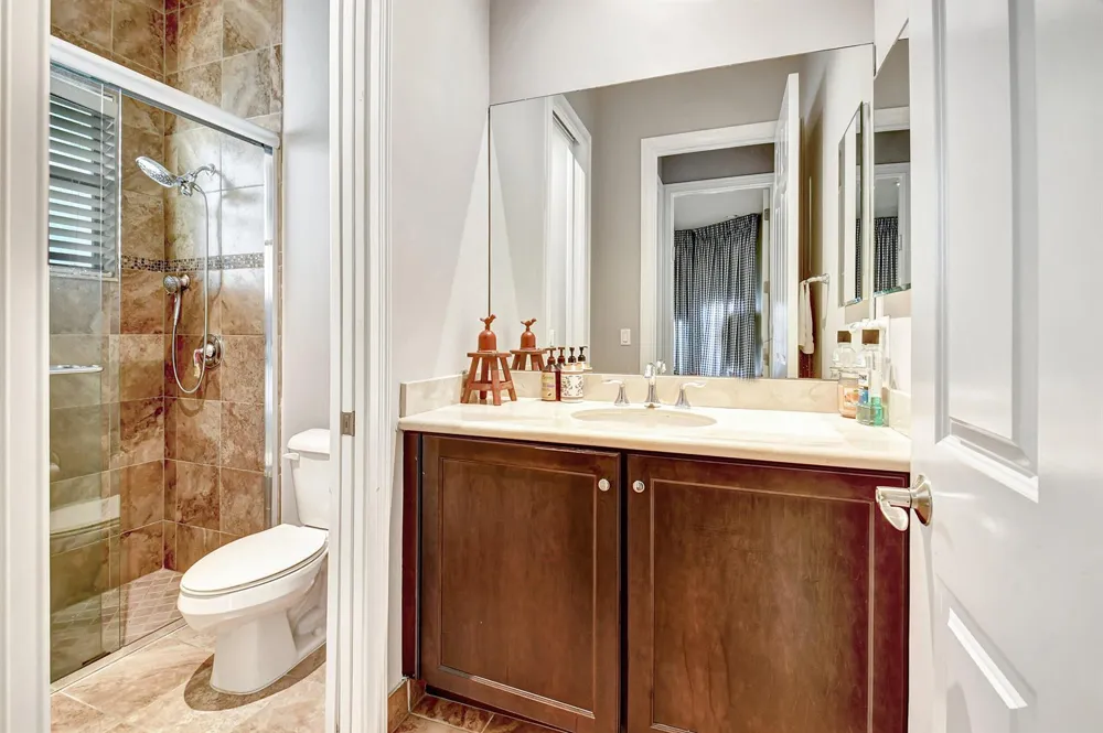 16879 Bridge Crossing Circle Delray Beach, FL 33446