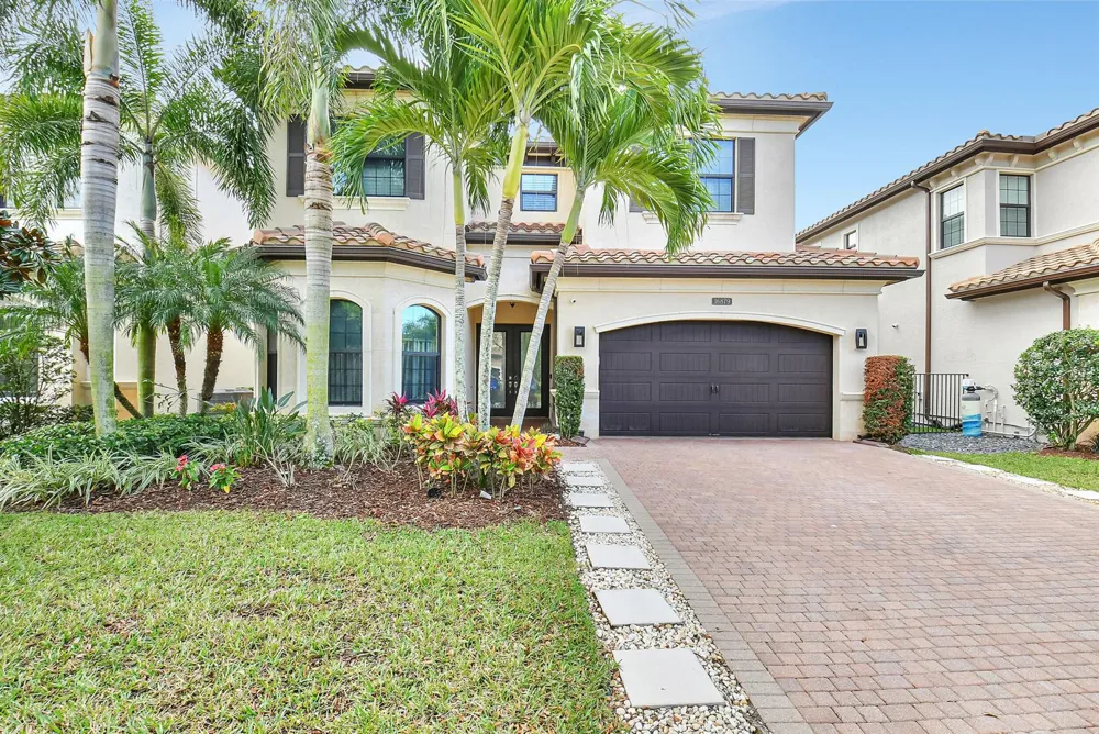 16879 Bridge Crossing Circle Delray Beach, FL 33446