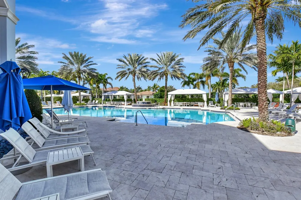 16879 Bridge Crossing Circle Delray Beach, FL 33446