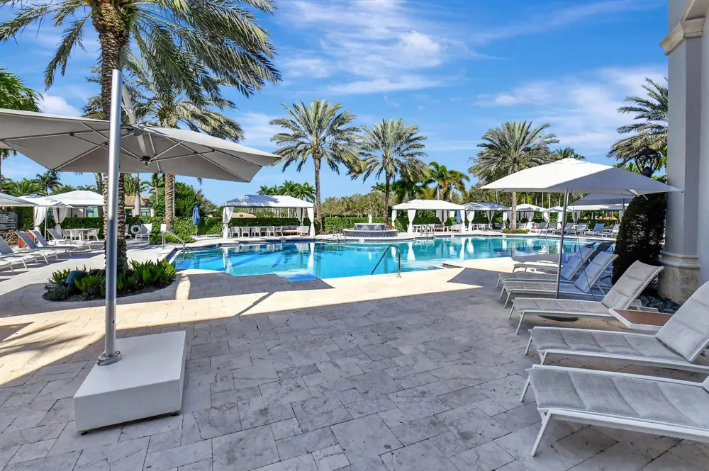 16879 Bridge Crossing Circle Delray Beach, FL 33446