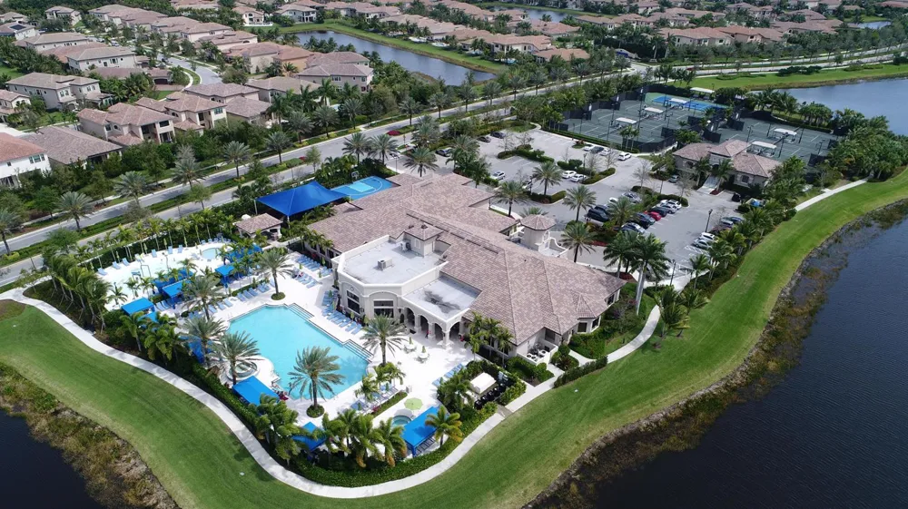 16879 Bridge Crossing Circle Delray Beach, FL 33446