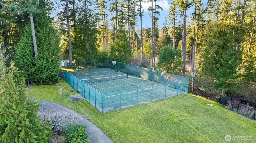 7104 E Grapeview Loop Road Allyn, WA 98524