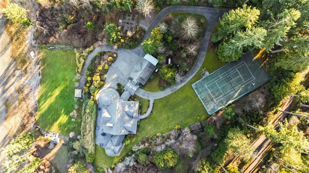 7104 E Grapeview Loop Road Allyn, WA 98524