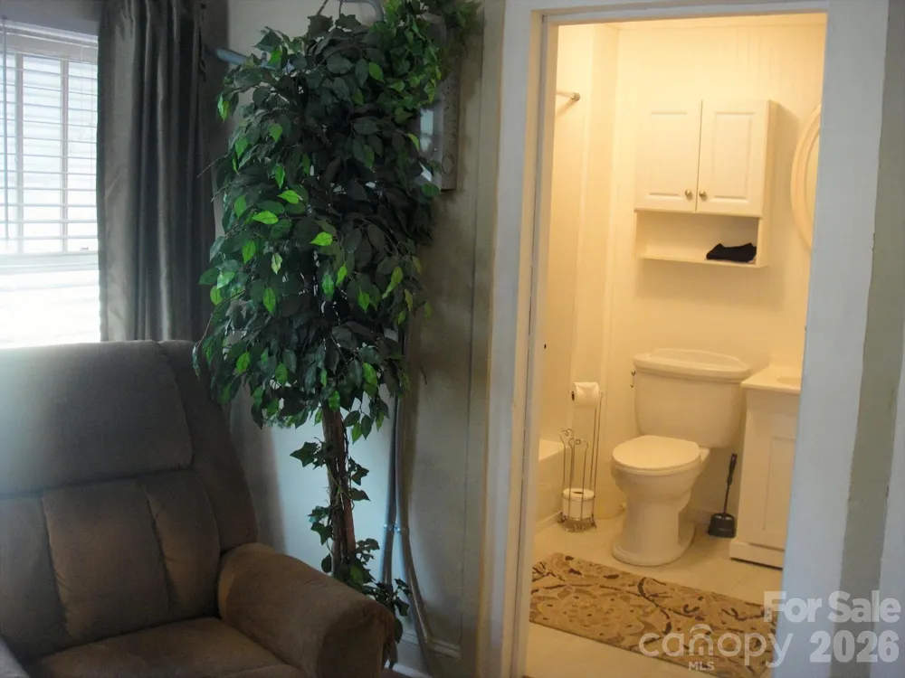 501 W Ryder Avenue Landis, NC 28088
