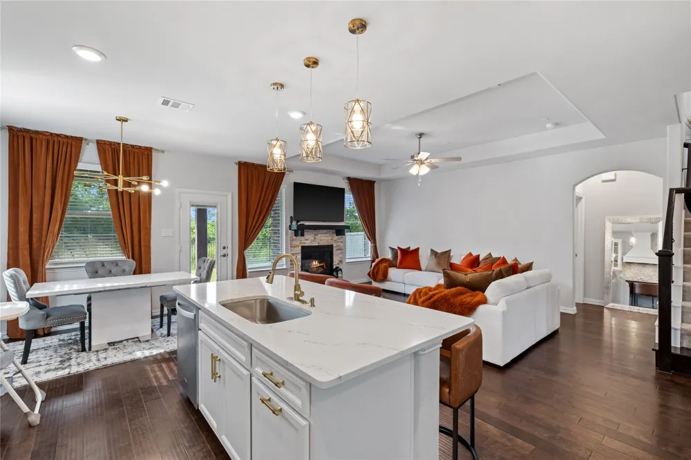 7150 Nandina Drive Venus, TX 76084