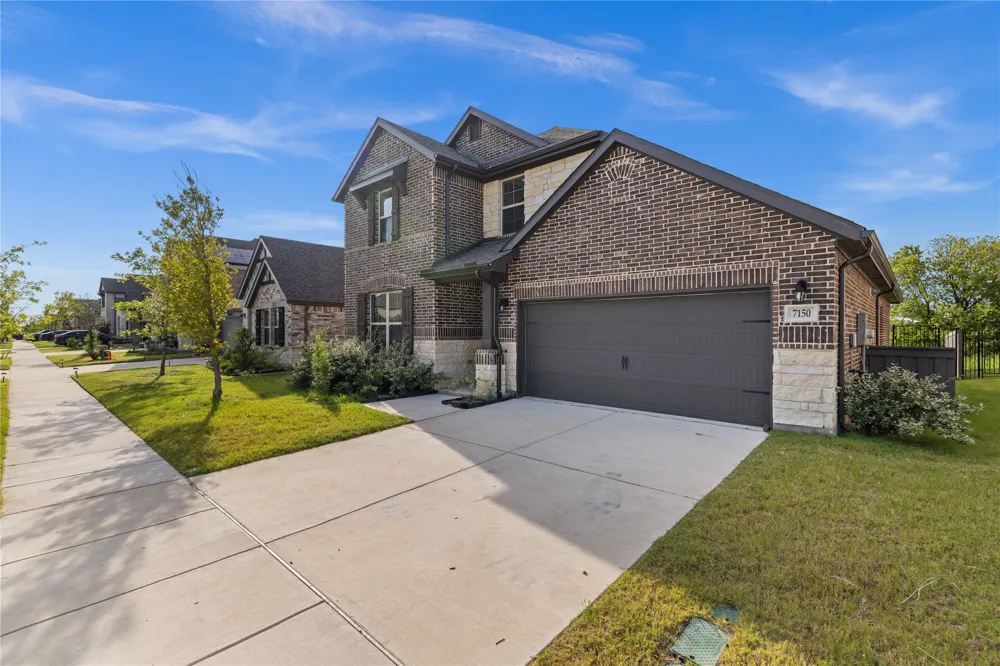 7150 Nandina Drive Venus, TX 76084