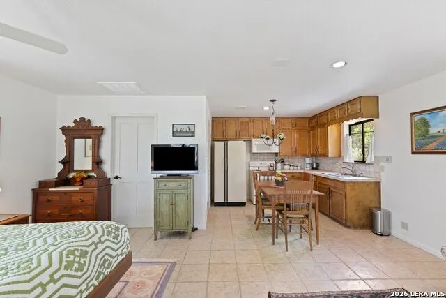 271 & 173 BIG CREEK RD Blanco, TX 78606