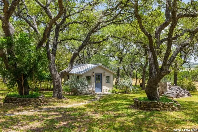 271 & 173 BIG CREEK RD Blanco, TX 78606