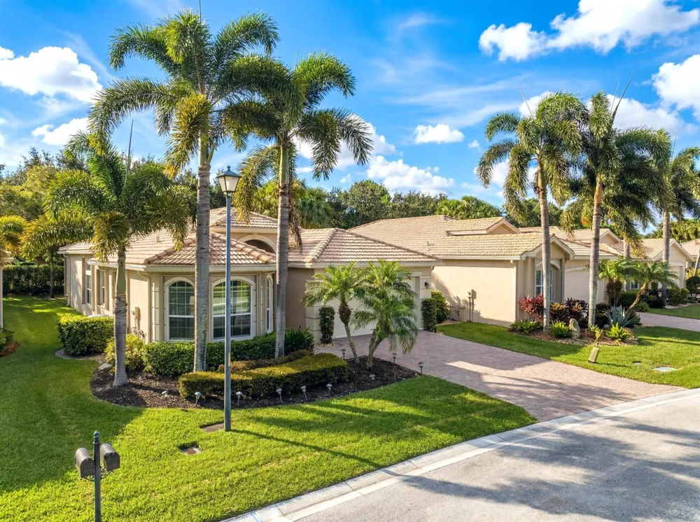 10588 Stone Garden Drive Boynton Beach, FL 33473
