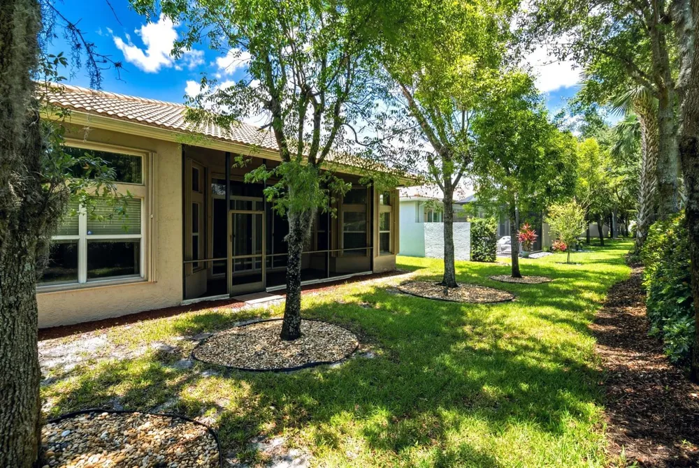 10588 Stone Garden Drive Boynton Beach, FL 33473
