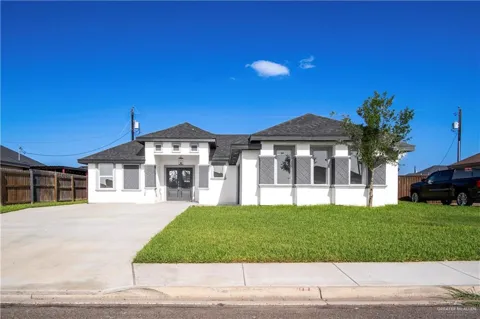 806 Sabrina Street