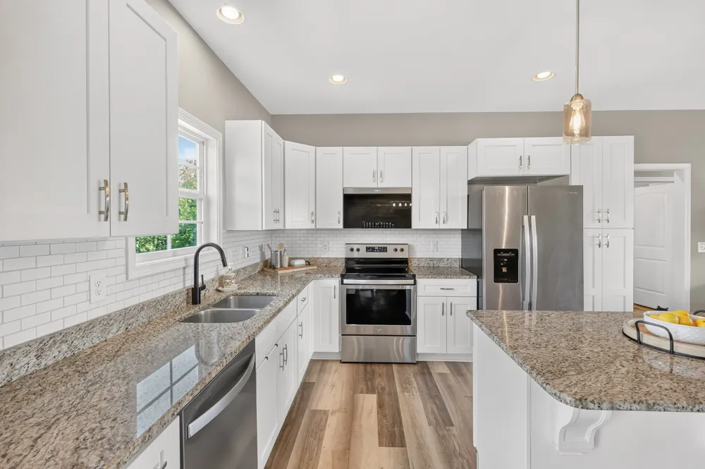 9970 Jim Cummings Hwy Bradyville, TN 37026