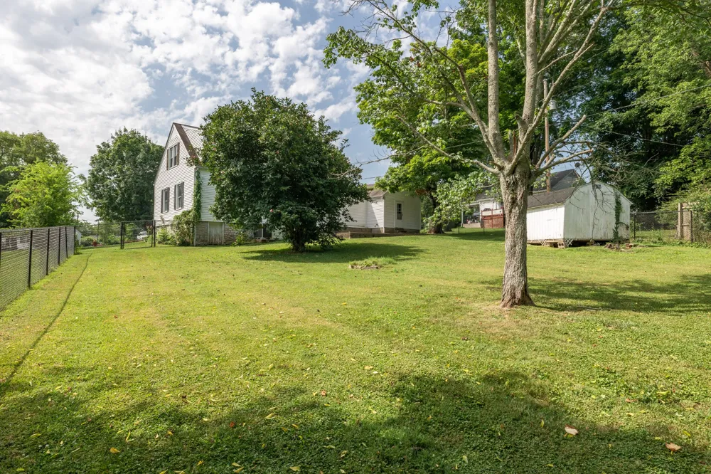 764 Maple St Lewisburg, TN 37091