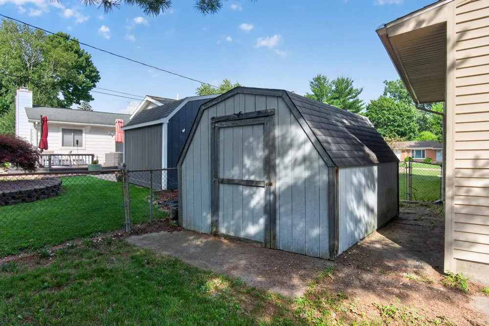 564 Birchwood Street Summit Township, MI 49203
