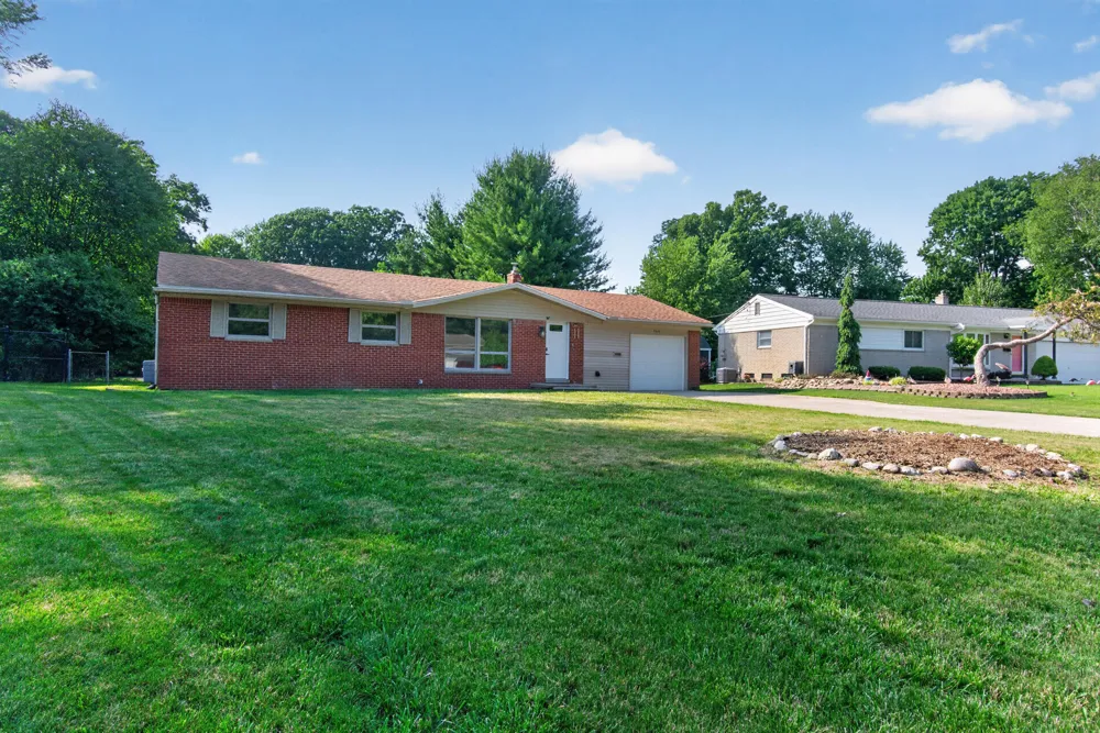 564 Birchwood Street Summit Township, MI 49203