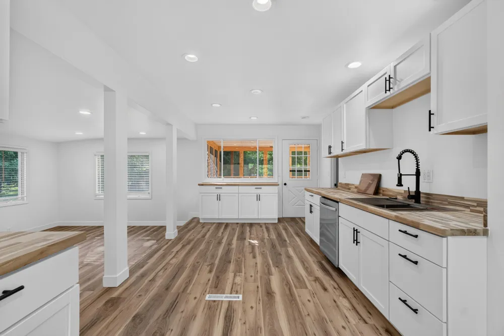 564 Birchwood Street Summit Township, MI 49203